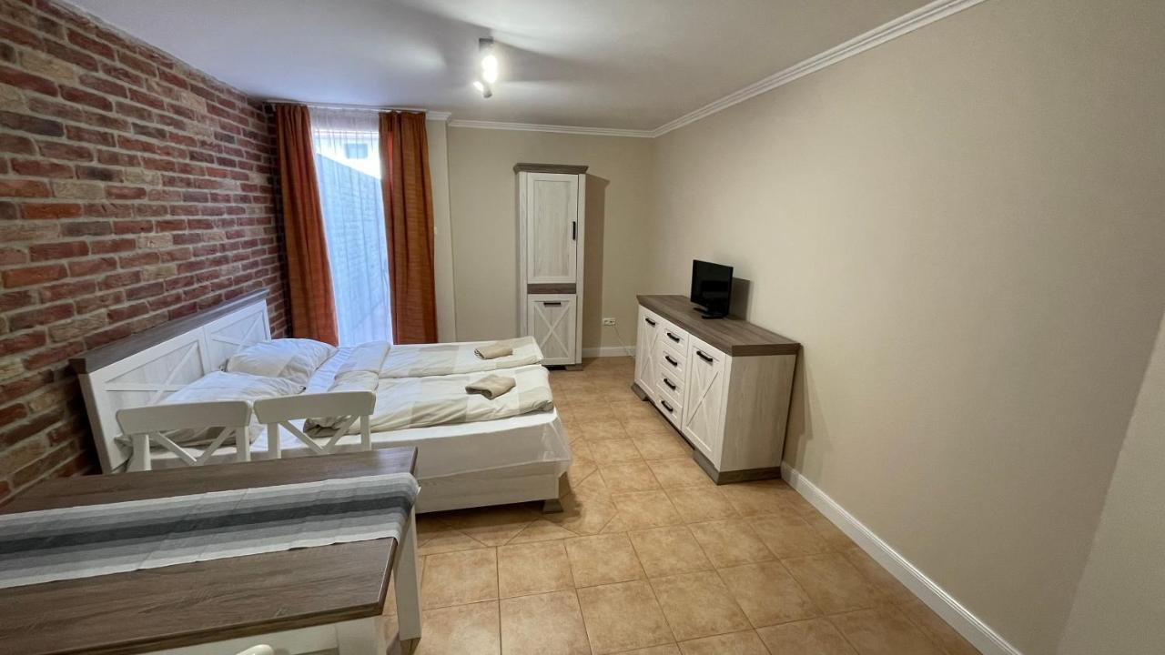 Dalma Apartment Gyula Exterior photo