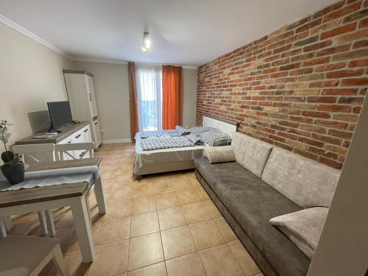 Dalma Apartment Gyula Exterior photo