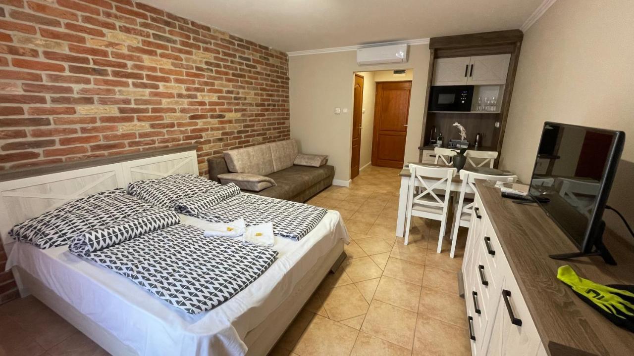 Dalma Apartment Gyula Exterior photo