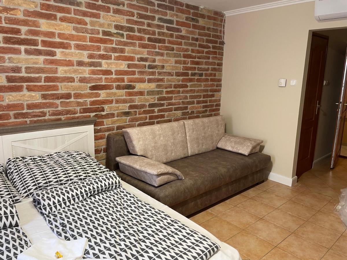 Dalma Apartment Gyula Exterior photo